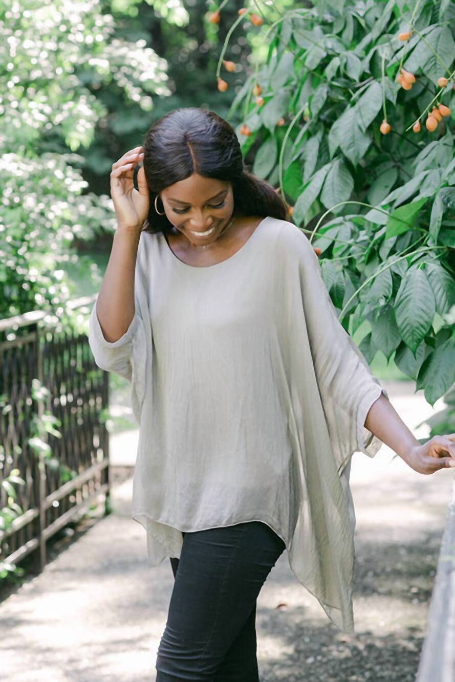NEW COBBLESTONE LIVING martina silk top in taupe